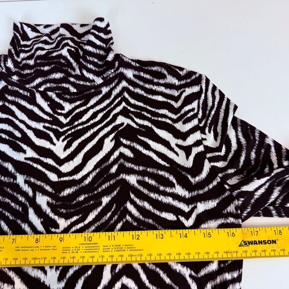 St. John Zebra Stripe Stretchy Turtleneck S - Picture 6 of 9